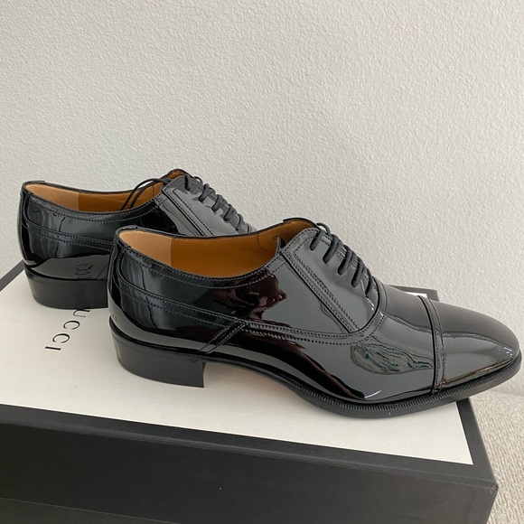 GUCCI Patent Leather Oxfords - Picture 2 of 10